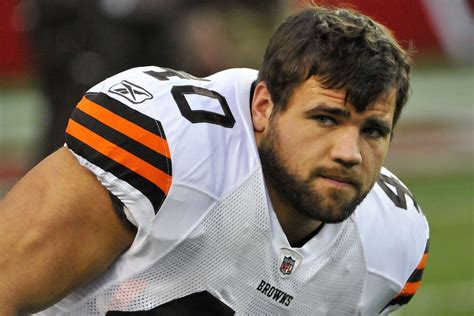 Peyton Hillis 